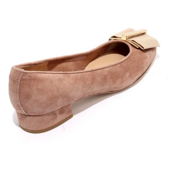 ITALIAN Beige Suede Leather Gold Bow Shoes - Picture 4 of 8